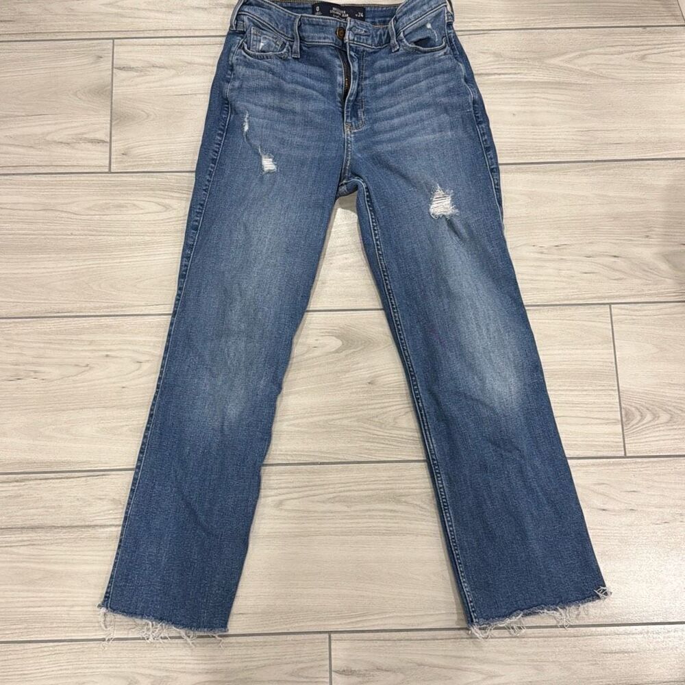 Hollister straight Jean high rise size 24‎